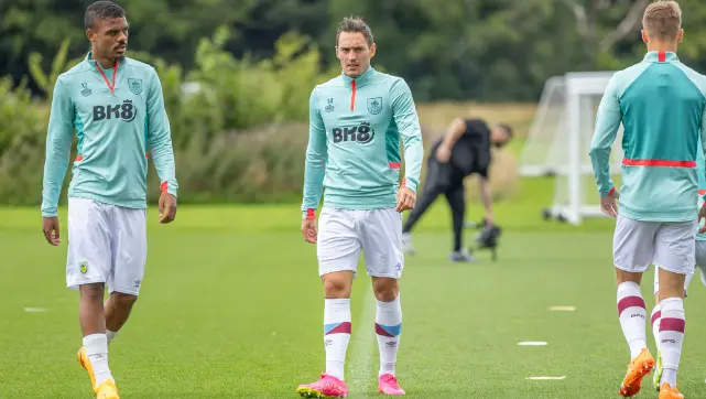 burnleyxbk8